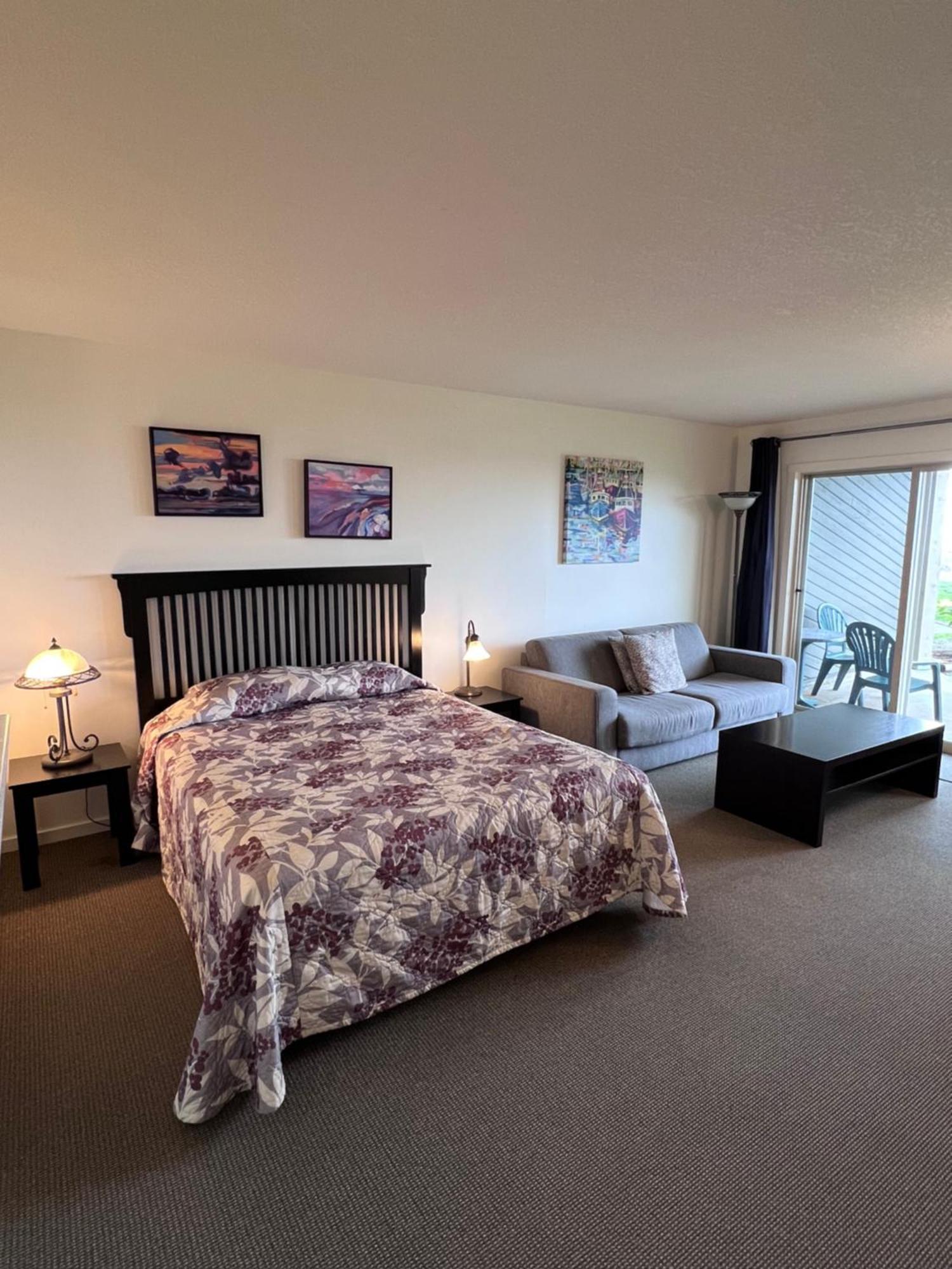 Shorewater Resort Qualicum Beach Ngoại thất bức ảnh